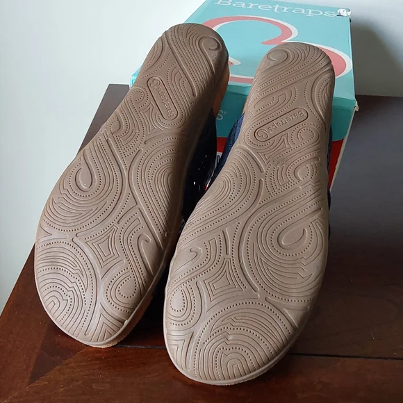 Baretraps Navy Slide Sandals - Picture 2 of 4